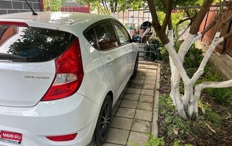 Hyundai Solaris II рестайлинг, 2014 год, 830 000 рублей, 3 фотография