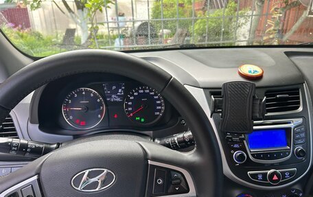 Hyundai Solaris II рестайлинг, 2014 год, 830 000 рублей, 6 фотография