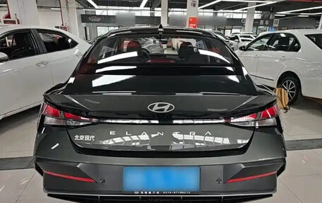 Hyundai Elantra, 2023 год, 1 670 010 рублей, 5 фотография