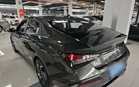 Hyundai Elantra, 2023 год, 1 670 010 рублей, 4 фотография