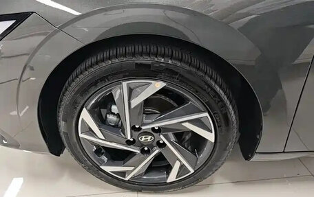 Hyundai Elantra, 2023 год, 1 670 010 рублей, 9 фотография