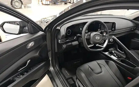 Hyundai Elantra, 2023 год, 1 670 010 рублей, 11 фотография