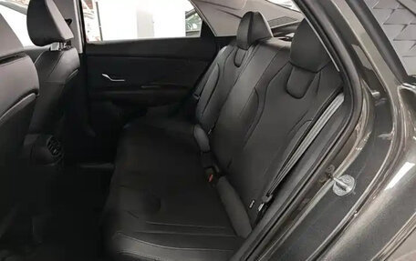 Hyundai Elantra, 2023 год, 1 670 010 рублей, 19 фотография