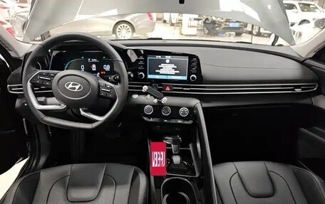 Hyundai Elantra, 2023 год, 1 670 010 рублей, 12 фотография