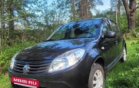 Renault Sandero I, 2011 год, 680 000 рублей, 2 фотография