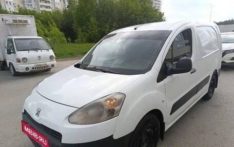 Peugeot Partner II рестайлинг 2, 2013 год, 480 000 рублей, 2 фотография