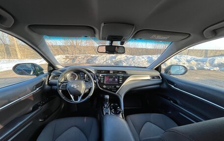 Toyota Camry, 2020 год, 2 350 000 рублей, 6 фотография