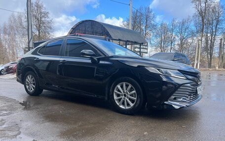 Toyota Camry, 2020 год, 2 350 000 рублей, 13 фотография