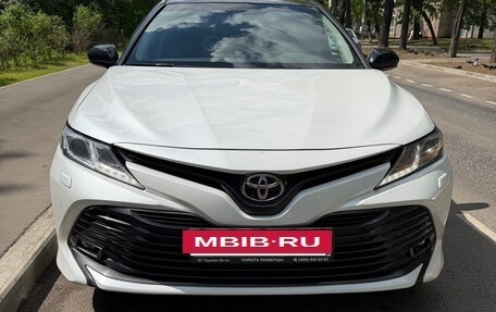 Toyota Camry, 2020 год, 2 850 000 рублей, 3 фотография