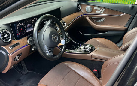 Mercedes-Benz E-Класс, 2017 год, 2 800 000 рублей, 17 фотография