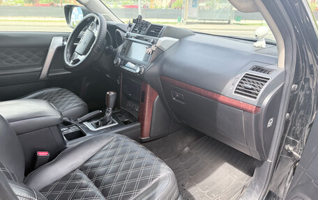 Toyota Land Cruiser Prado 150 рестайлинг 2, 2014 год, 3 600 000 рублей, 8 фотография