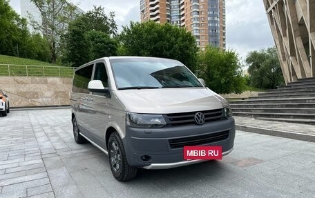 Volkswagen Multivan T5, 2013 год, 3 500 000 рублей, 2 фотография