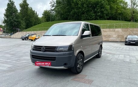 Volkswagen Multivan T5, 2013 год, 3 500 000 рублей, 3 фотография