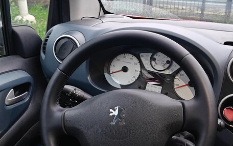 Peugeot Partner II рестайлинг 2, 2012 год, 550 000 рублей, 10 фотография