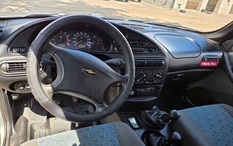 Chevrolet Niva I рестайлинг, 2004 год, 330 000 рублей, 8 фотография