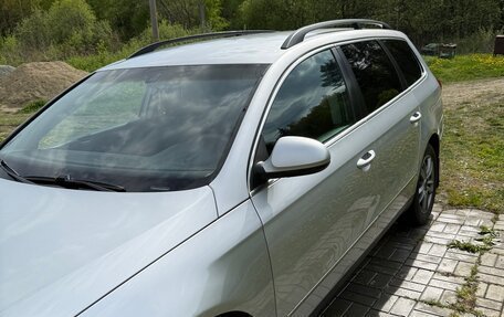 Volkswagen Passat B6, 2009 год, 750 000 рублей, 2 фотография