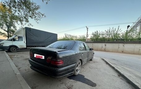 Mercedes-Benz E-Класс, 1997 год, 210 000 рублей, 4 фотография