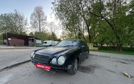 Mercedes-Benz E-Класс, 1997 год, 210 000 рублей, 2 фотография