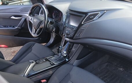 Hyundai i40 I рестайлинг, 2018 год, 1 000 000 рублей, 10 фотография
