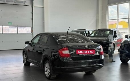 Skoda Rapid I, 2015 год, 1 090 000 рублей, 2 фотография