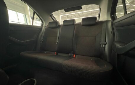 Skoda Rapid I, 2015 год, 1 090 000 рублей, 24 фотография