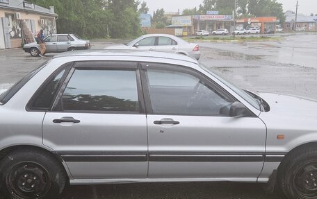 Mitsubishi Galant VIII, 1987 год, 350 000 рублей, 3 фотография