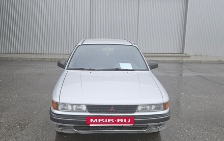Mitsubishi Galant VIII, 1987 год, 350 000 рублей, 2 фотография