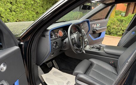 Rolls-Royce Cullinan, 2019 год, 31 000 000 рублей, 15 фотография