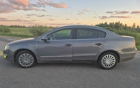 Volkswagen Passat B6, 2005 год, 530 000 рублей, 5 фотография