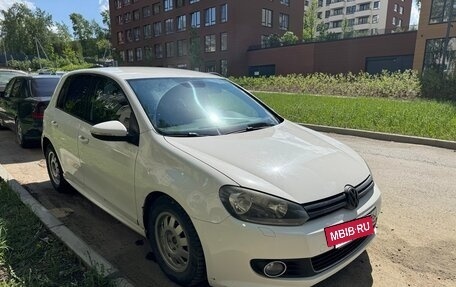 Volkswagen Golf VI, 2012 год, 800 000 рублей, 5 фотография
