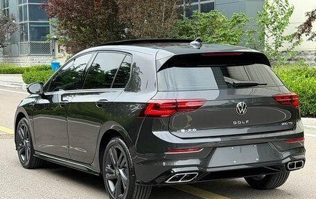 Volkswagen Golf VIII, 2023 год, 1 957 778 рублей, 4 фотография