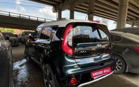 KIA Soul II рестайлинг, 2017 год, 1 400 000 рублей, 4 фотография
