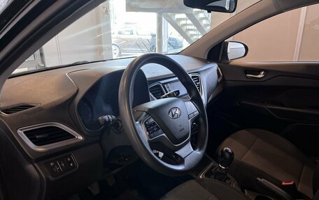 Hyundai Solaris II рестайлинг, 2020 год, 1 660 000 рублей, 23 фотография