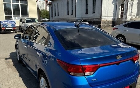 KIA Rio IV, 2018 год, 1 550 000 рублей, 4 фотография