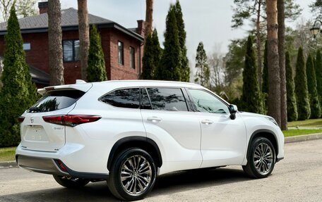 Toyota Highlander, 2026 год, 5 050 000 рублей, 21 фотография
