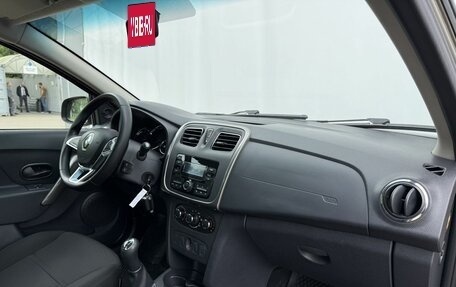 Renault Logan II, 2018 год, 1 090 000 рублей, 9 фотография