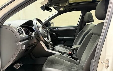 Volkswagen T-Roc I, 2022 год, 1 800 000 рублей, 14 фотография
