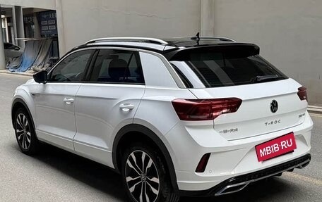Volkswagen T-Roc I, 2022 год, 1 800 000 рублей, 6 фотография