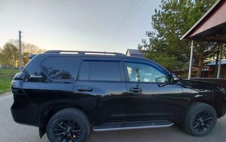 Toyota Land Cruiser Prado 150 рестайлинг 2, 2022 год, 8 000 000 рублей, 2 фотография