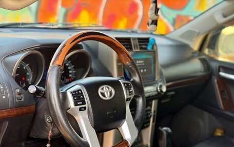 Toyota Land Cruiser Prado 150 рестайлинг 2, 2010 год, 2 200 000 рублей, 4 фотография