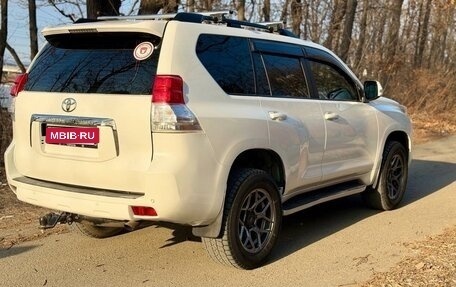Toyota Land Cruiser Prado 150 рестайлинг 2, 2010 год, 2 200 000 рублей, 2 фотография
