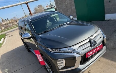Mitsubishi Pajero Sport III рестайлинг, 2021 год, 2 900 000 рублей, 14 фотография