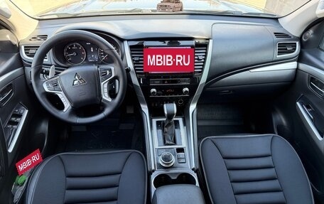 Mitsubishi Pajero Sport III рестайлинг, 2021 год, 2 900 000 рублей, 31 фотография