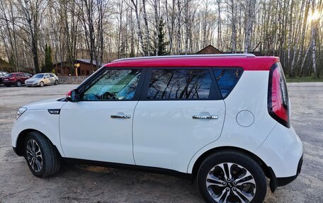 KIA Soul II рестайлинг, 2018 год, 2 200 000 рублей, 5 фотография
