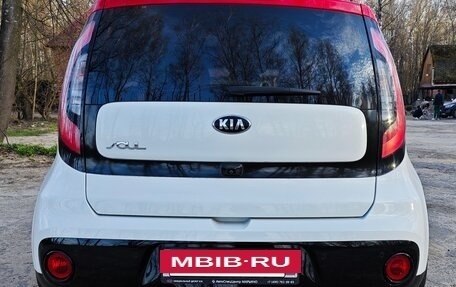 KIA Soul II рестайлинг, 2018 год, 2 200 000 рублей, 4 фотография