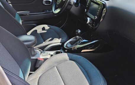 KIA Soul II рестайлинг, 2018 год, 2 200 000 рублей, 18 фотография