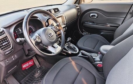 KIA Soul II рестайлинг, 2018 год, 2 200 000 рублей, 20 фотография