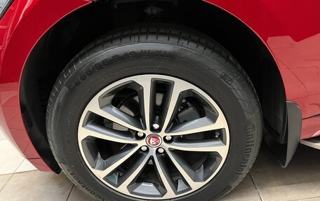 Jaguar F-Pace, 2019 год, 4 250 000 рублей, 26 фотография