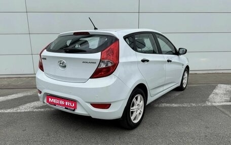 Hyundai Solaris II рестайлинг, 2014 год, 995 000 рублей, 5 фотография