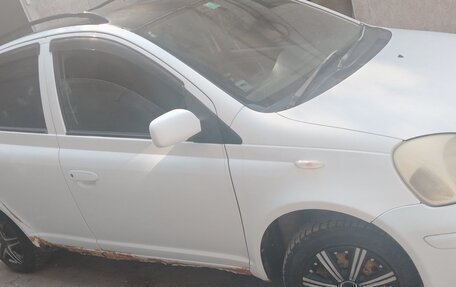 Toyota Vitz, 2002 год, 260 000 рублей, 3 фотография